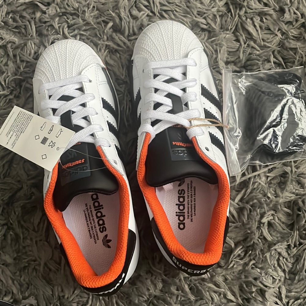 🆕 ADIDAS SUPERSTARS